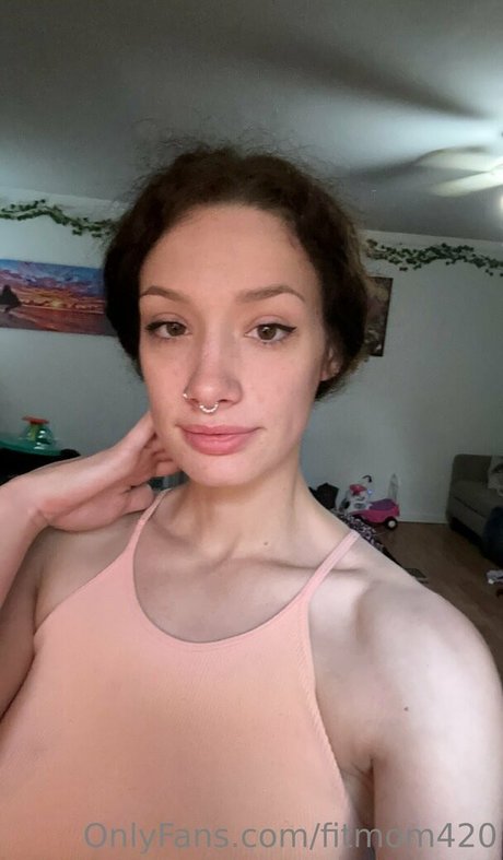 fitmom420 ヌード女優 写真