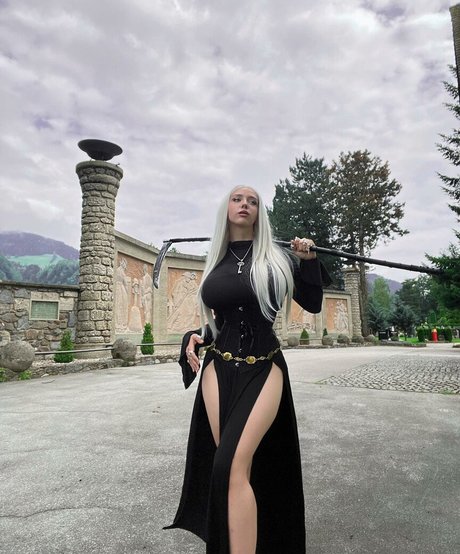 Eilse Deinsee アダルトモデル 写真