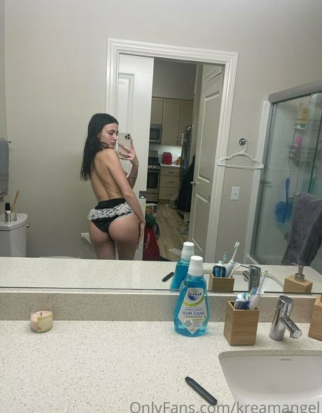 パイズリ オンリーファンズ 無料エロ 画像