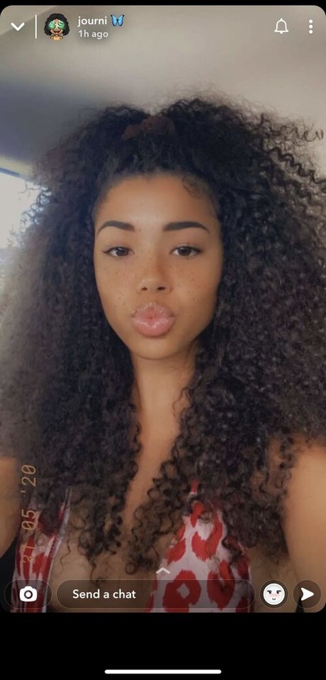 Karikyuti ホット女優 写真