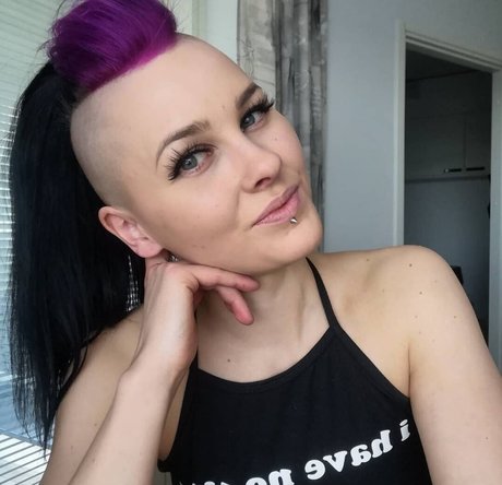 VMissyB セクシーなスター 写真