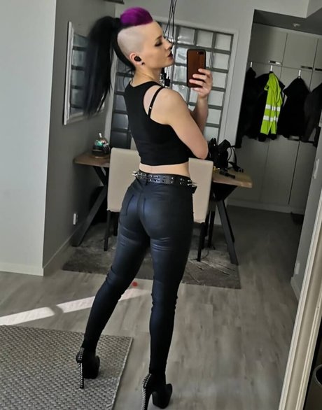 熟女の足オンリーファンズ セクシーxxx 写真