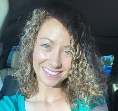 金髪の筋肉オンリーファンズ 素敵 ギャラリー