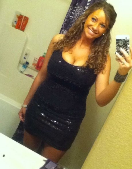 濃厚なヌードオンリーファンズ xxx アーカイブ