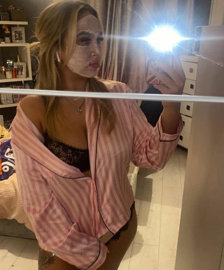 Caoimheeee 独占女優 ギャラリー