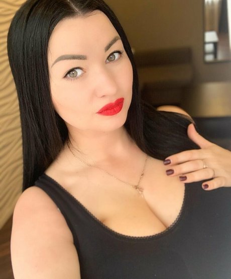 ニューハーフオンリーファン 無料 画像