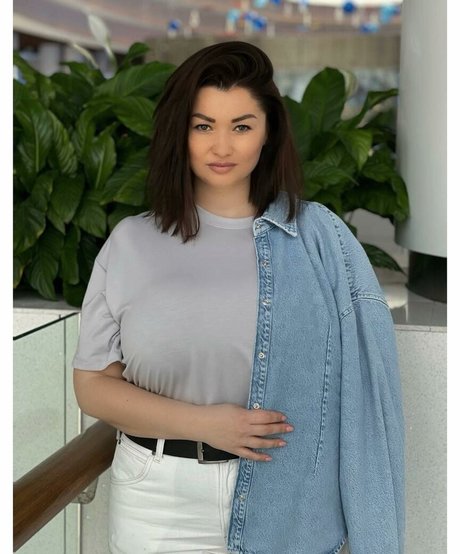 ぽっちゃり妊婦オンリーファンズ 美しい裸 画像