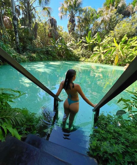 巨乳アマチュアオンリーファンズ ヌード 写真