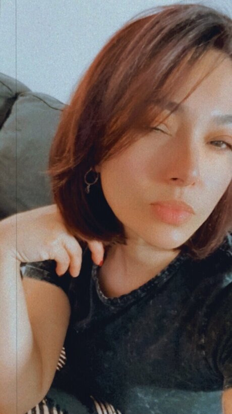 u213563617 独占スター 画像