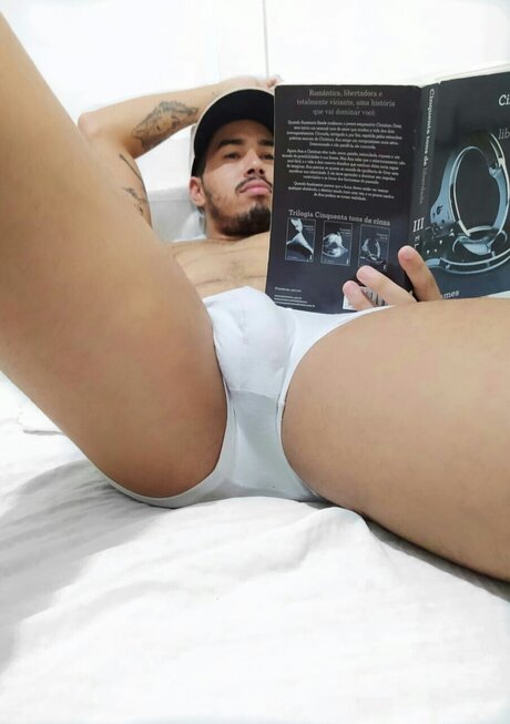 Breno Eduardo エロティックモデル 写真