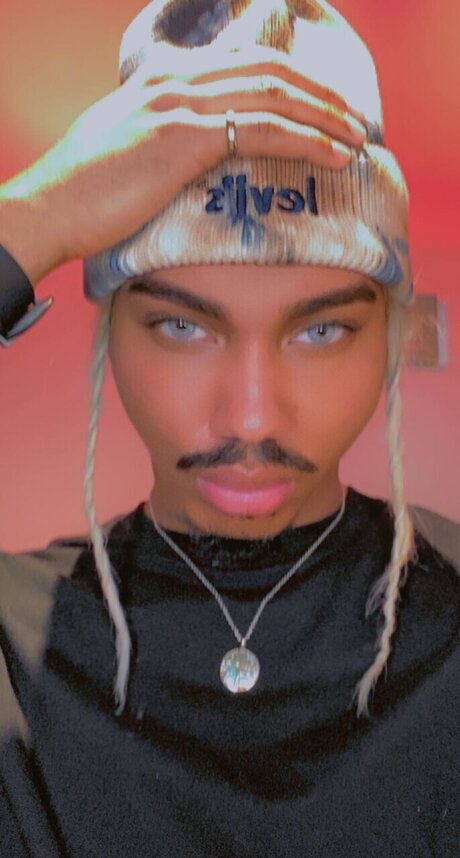 Supathroat 無料女優 写真