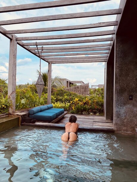 Adrianna ホットなスター 写真