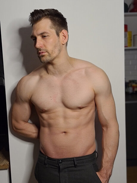 ColtonGray かわいいポルノスター 写真