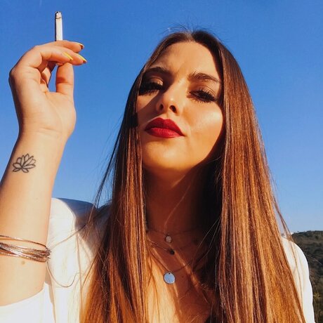 Dani Isper 裸の女優 写真