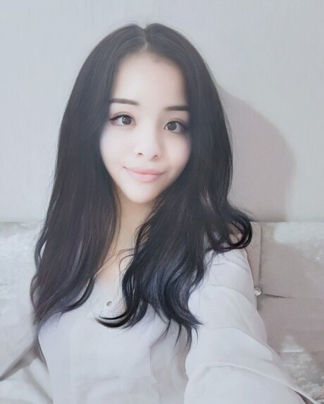 KAYLAH セックスモデル 写真