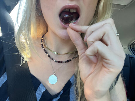 Aries baby 素敵なモデル 画像