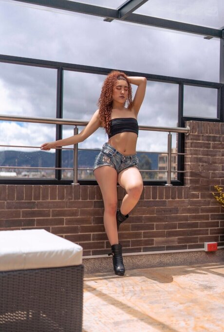 Alejandra Pineda トップ女優 ギャラリー