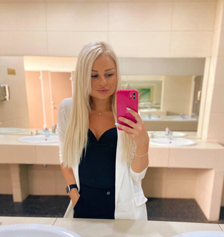 Olena Pastera ポルノスター トップ 画像