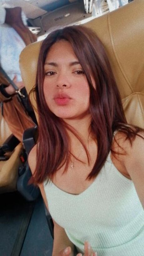 _gata Saavedra L pez 女優 画像