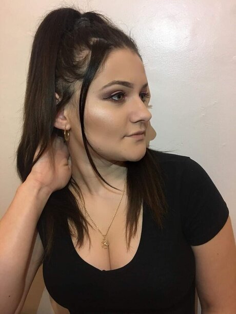 足 マンコ オンリーファンズ アートxxx 写真