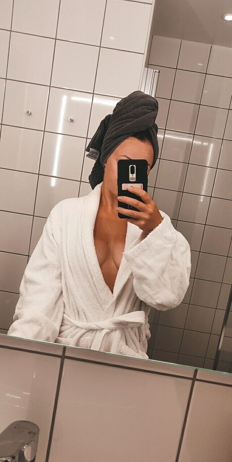 swedishskimaskgirl セックスポルノスター アーカイブ