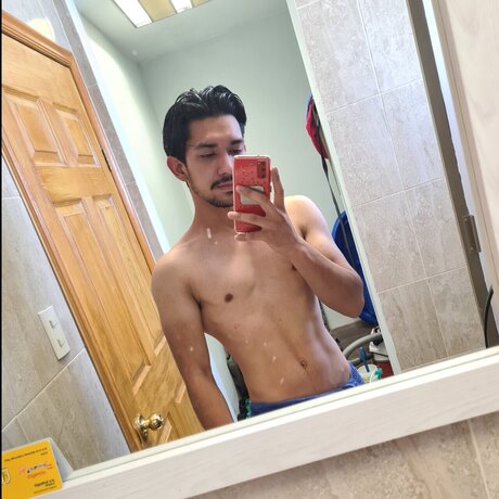 Oscar Ramirez 裸のスター 写真