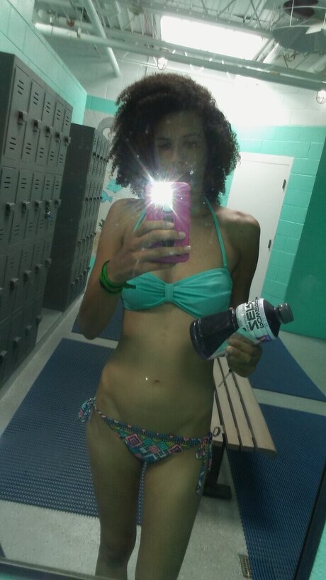 Prettimixedbish ポルノ女優 写真