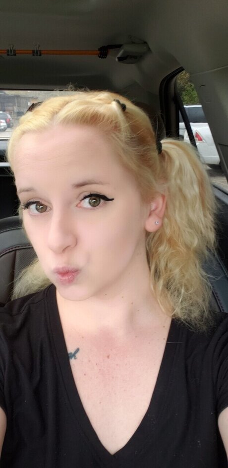 熟女の足オンリーファンズ アート裸 写真