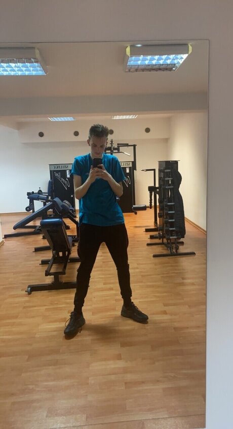 Annonymous 完璧なモデル 画像