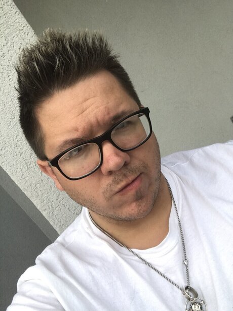 Writer D ポルノスター HD ギャラリー