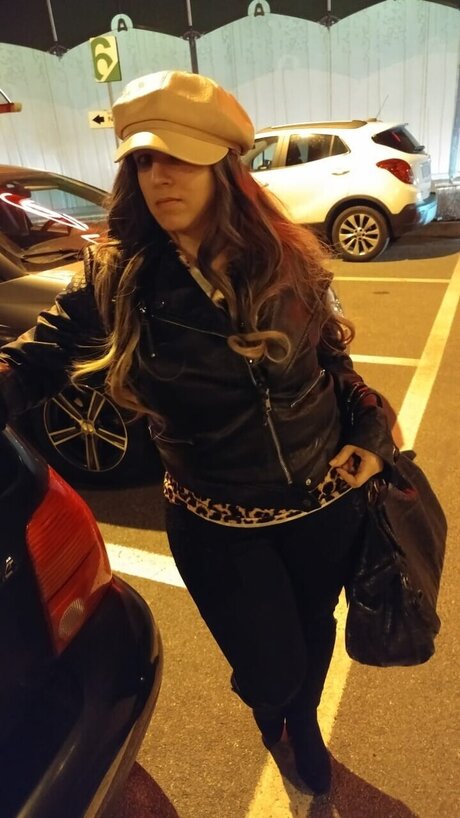 Cristal Midnight アートスター 写真