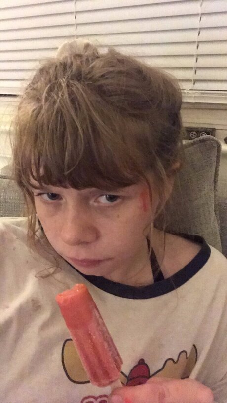 cherrinum ヌードのポルノスター ギャラリー