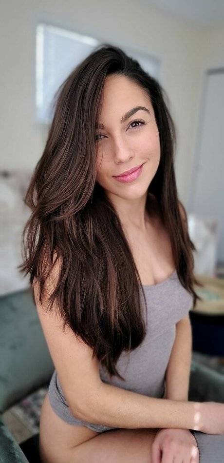 Arianna Marie ポルノスター HD 画像