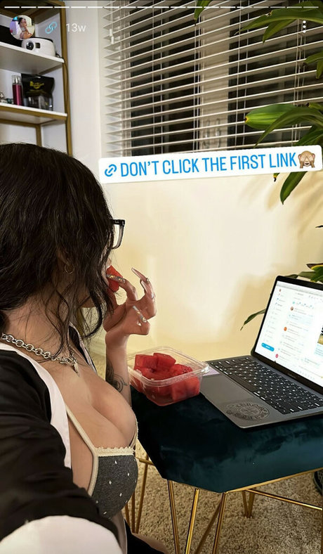 Savannah Sixx ヌードモデル アーカイブ