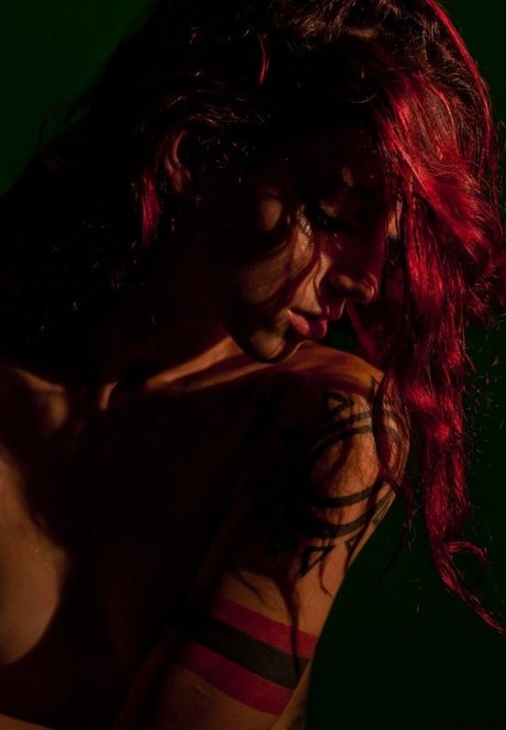 ニューハーフオンリーファン トップ 写真