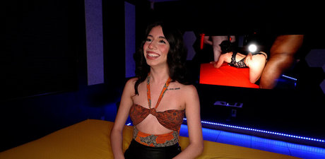 Camila Cream ヌードスター 画像