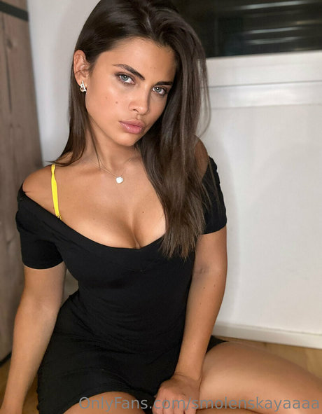 Yeva Smolenska 完璧なモデル 写真