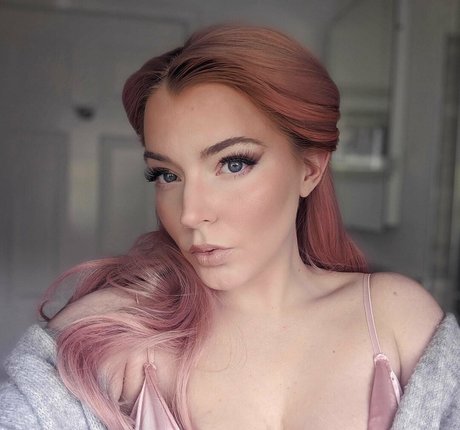 バニープリンセスオンリーファンズ ポルノ 画像