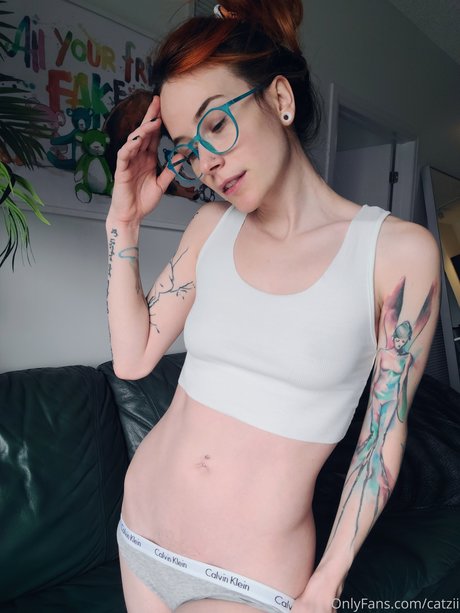 ぽっちゃりブロンドのオンリーファンズ ベスト 写真