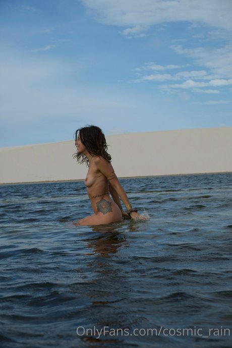 濃厚なヌードオンリーファンズ 無料アダルト ギャラリー