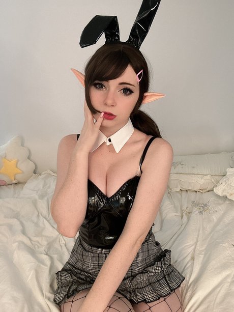 Elefire Grey スター ヌード ギャラリー