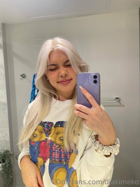 娘のオンリーファンズ ポルノ アーカイブ