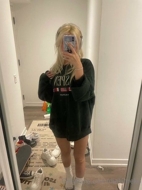 老母オンリーファン 美しいヌード 写真