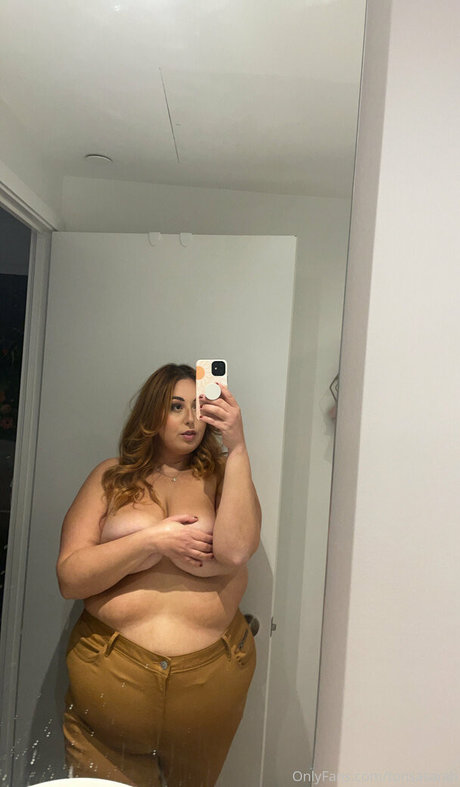 金髪のオナニーオンリーファンズ 無料セクシー 写真