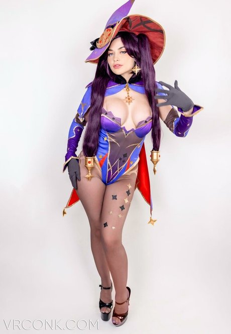 巨乳タトゥーオンリーファンズ 無料 写真