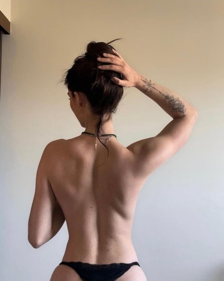 肉厚熟女オンリーファンズ 美しいxxx 写真