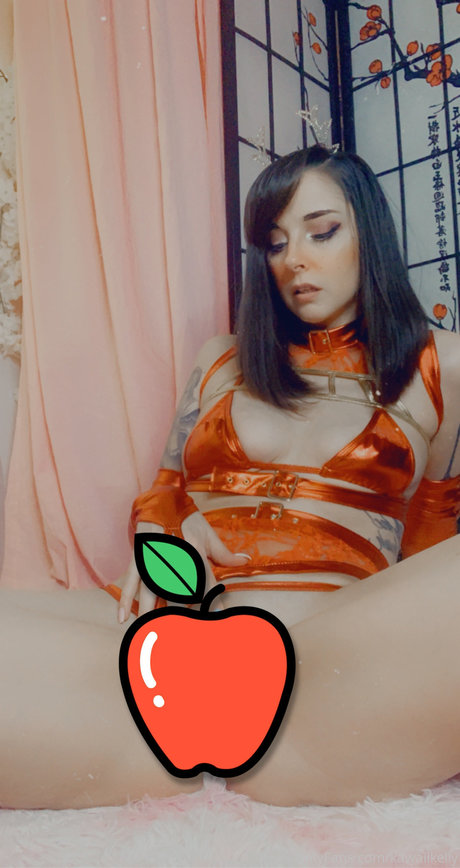 巨乳タトゥーオンリーファンズ ホットポルノ ギャラリー