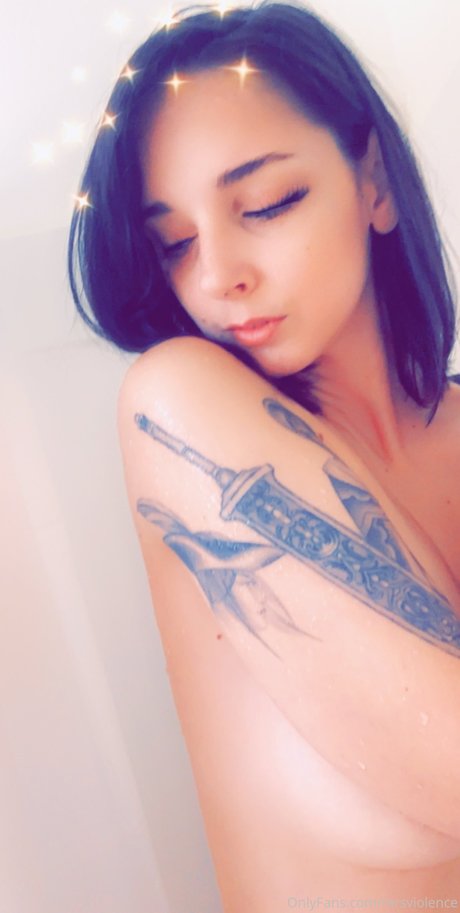 バニープリンセスオンリーファンズ ポルノ 写真