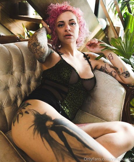 曲線美のxxx オンリーファンズ 可愛い ギャラリー