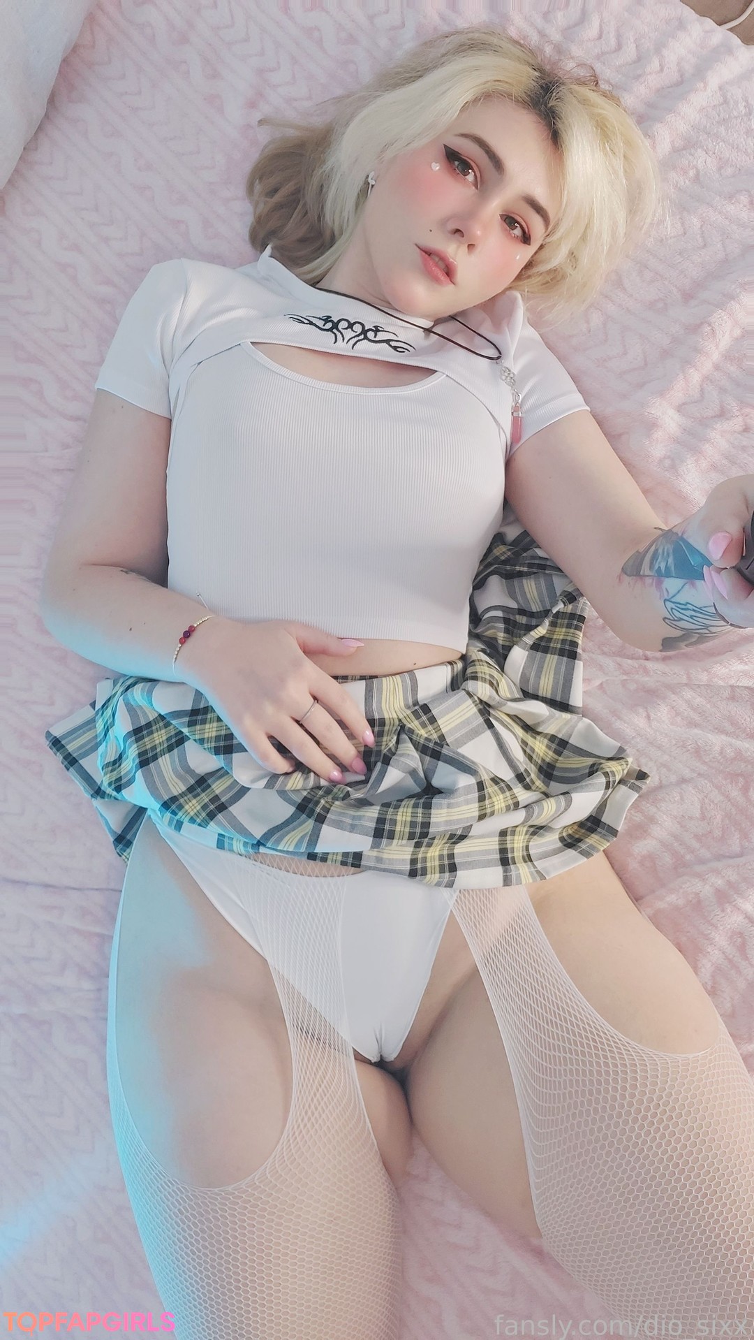 痴女妻オンリーファンズ アダルト 写真